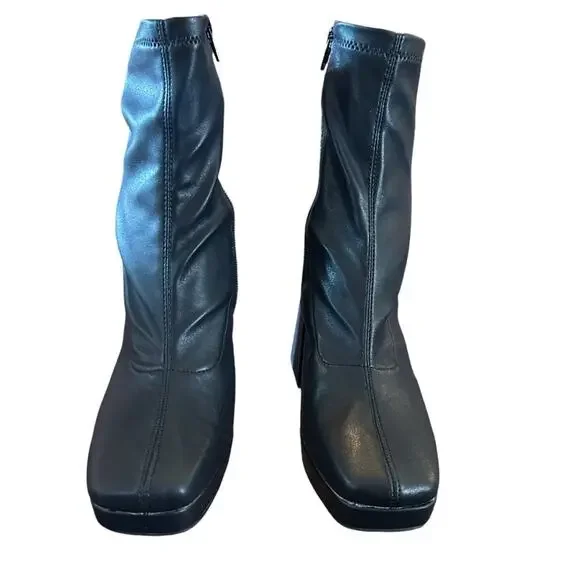 Wild Pair Beautee Platform Heeled Booties Square Toe Block Heel NEW Size 7 - Picture 3 of 11